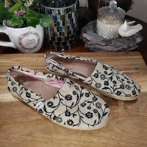 Toms Tan Burlap Black Flower Embroidery Espradrils